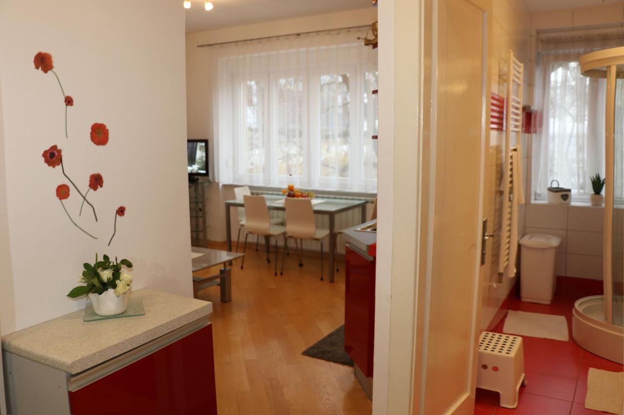 Apartment Elena 1, Zagreb City With Garage Exterior photo